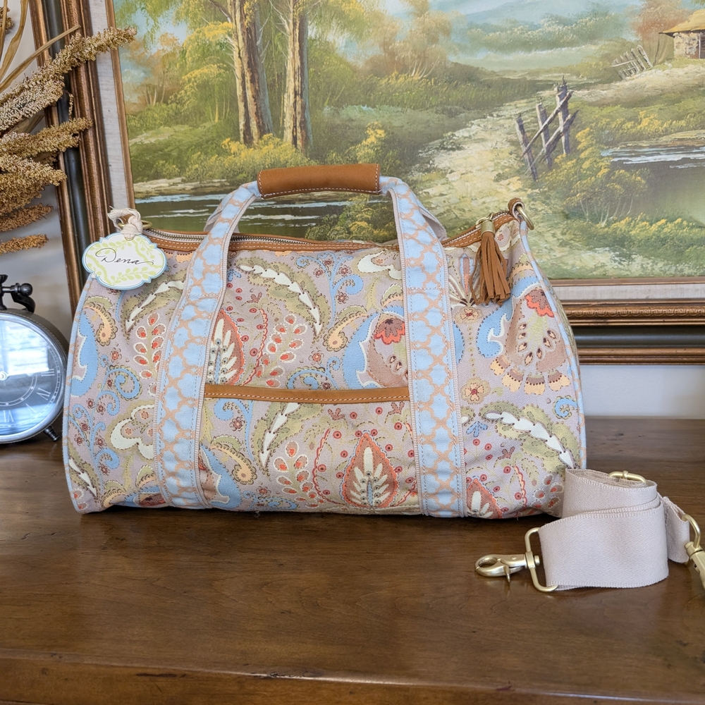 Elegant Paisley Travel Bag